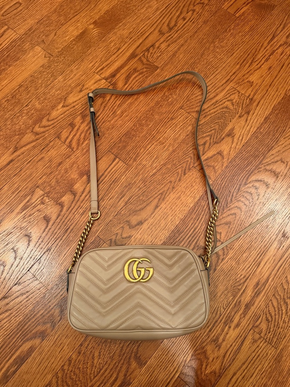 Gucci Beige Quilted Leather Marmont Camera Crossbody with Gold GG